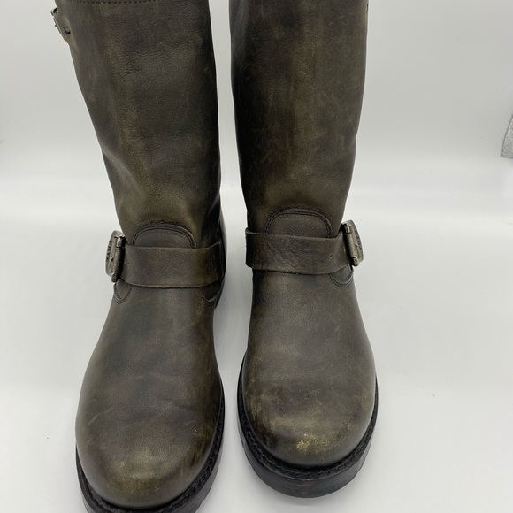 Boots - Picture 7 of 7